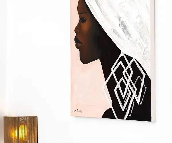 Concha Con Perla Villa Monolithos