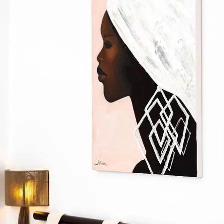 Concha Con Perla فيلة مونوليثوس